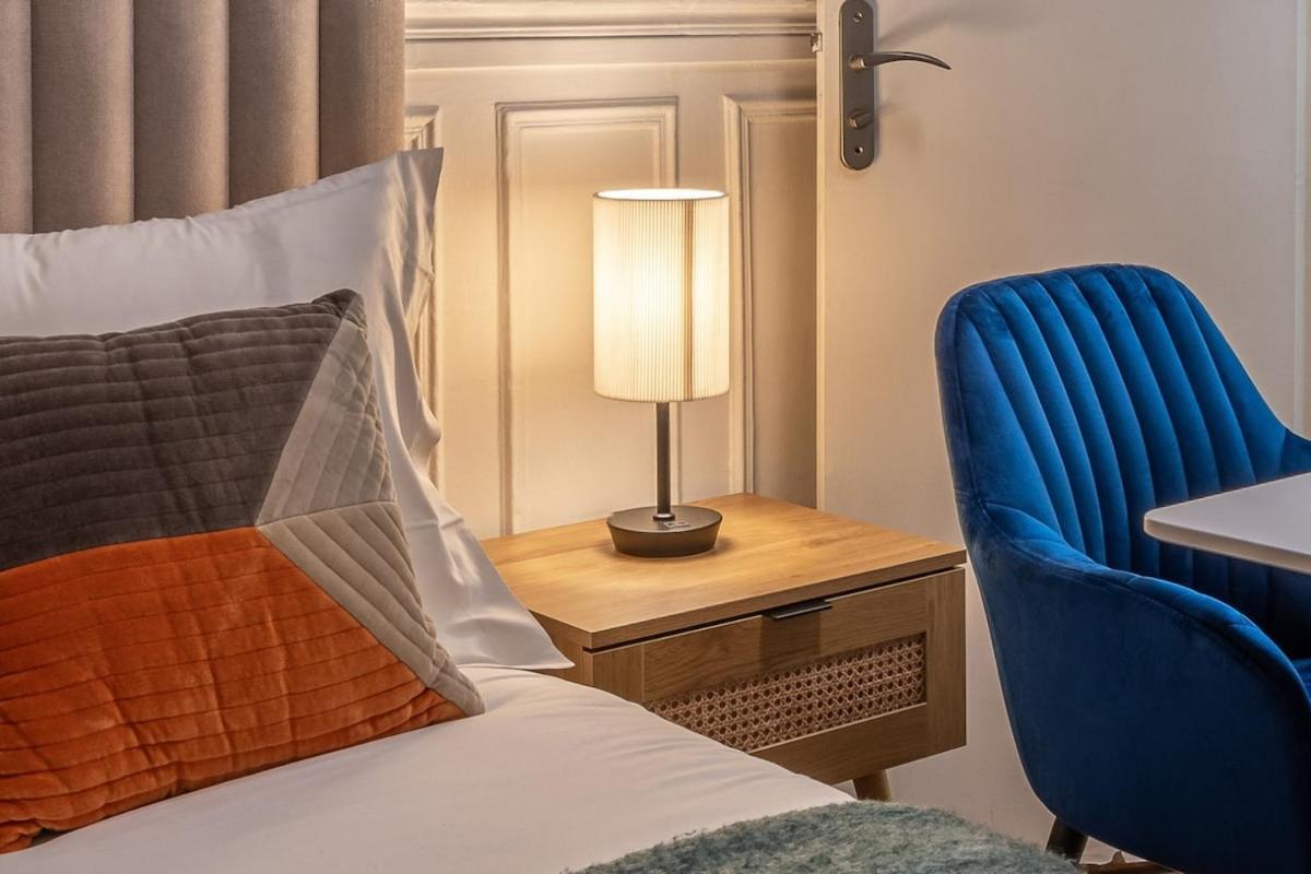 Apartment Douillet Pour 2 Au Coeur De Montmartre-ii *